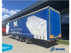 Pacton LXD 230 Schuifzeil + Achterdeuren