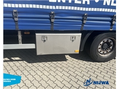 Pacton LXD 230 Schuifzeil + Achterdeuren