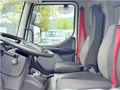 Renault D12.210  SKRZYNIA 6,15 m  HIAB 066 CL