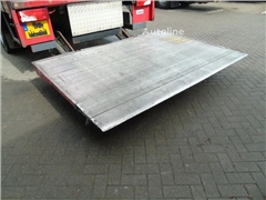 Scania P230 + EURO 5 + LIFT + 19T