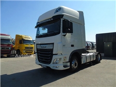 DAF XF Ciągnik siodłowy DAF XF 106.460 + EURO 6 SUPER SPACE CAB + INTARDER