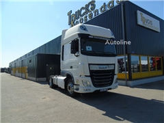 DAF XF Ciągnik siodłowy DAF XF 106.460 + EURO 6 SUPER SPACE CAB + INTARDER