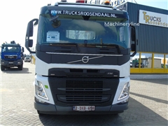 Żuraw samojezdny Volvo FM 460 + PALFINGER 27001-EH