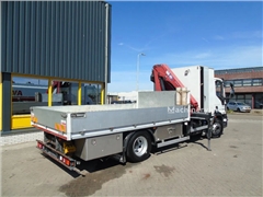 Żuraw samojezdny IVECO Eurocargo 160E25 + HMF 1210