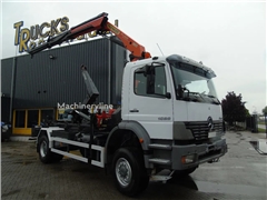 Żuraw samojezdny Mercedes-Benz Atego 1928 + 4x4 +