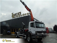 Żuraw samojezdny Mercedes-Benz Atego 1928 + 4x4 +