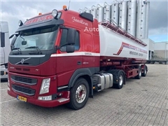Cysterna silos Volvo FM410 met Wijnveen silo opleg