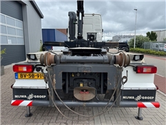 Żuraw samojezdny Volvo FH 6x2 HMF 2820 K5, NCH Cab