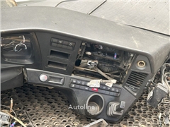 PRZEKŁADKA WNĘTRZA KABINY Mercedes-Benz AROCS ANTO