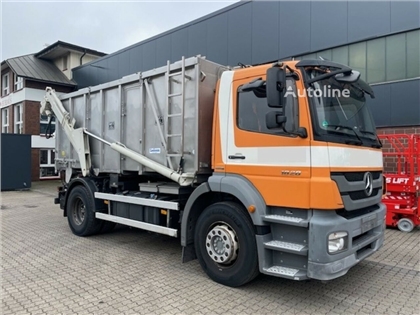 Śmieciarka Mercedes-Benz 1829 4x2 Atego Schlachtmü