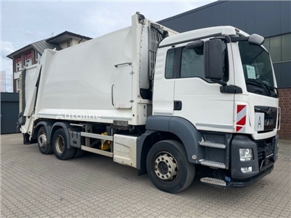 Śmieciarka MAN TGS 26.330