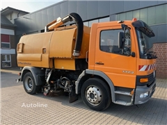 Zamiatarka Mercedes-Benz 1323 Atego4x2