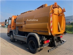 Zamiatarka Mercedes-Benz 1323 Atego4x2