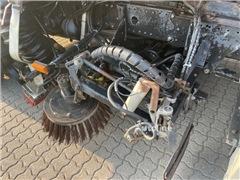 Zamiatarka Mercedes-Benz 1323 Atego4x2