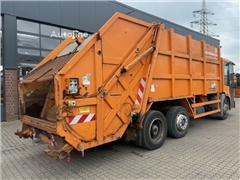 Śmieciarka Mercedes-Benz 2628 6x2 Econic Schörling