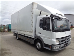 Mercedes Atego Ciężarówka plandeka Mercedes-Benz Atego 818 Klima Stand Hzg. TÜV Neu