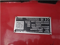 Minikoparka Takeuchi TB 225 Powertilt Löffel Taklo