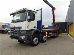 Żuraw samojezdny Mercedes-Benz Arocs 3242 + PALFIN