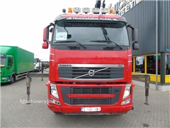 Żuraw samojezdny Volvo FH 12.460 + HIAB 700E-6 HI