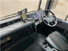 Śmieciarka Mercedes-Benz 2633 6x2 R Econic Faun Va