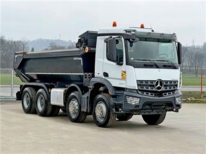 Mercedes Arocs 3246 8x4 / Wywrotka / Stan BDB!