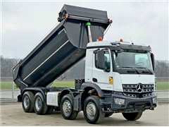 Mercedes Arocs 3246 8x4 / Wywrotka / Stan BDB!
