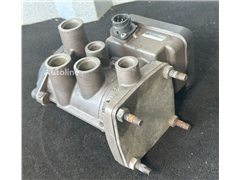 Zawór pneumatyczny Knorr-Bremse 21EF K020624 21EF
