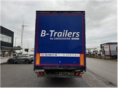 Fliegl 3 AS SCHUIFZEILEN TRAILER, LIFT AXLE