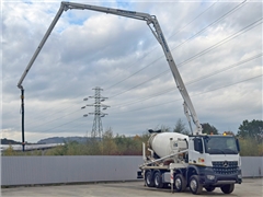 MERCEDES AROCS 3743  POMPA DO BETONU 25 m + PILOT