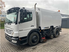 Zamiatarka Mercedes-Benz 1524 Atego 4x2 Faun Viaje