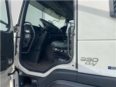 Volvo FM 330 koel vries 2 temperaturen ,CARRIER,met tuss