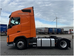 Volvo FH 460 GLOBETROTTER , 2 TANKS , LOW KM