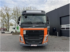 Volvo FH 460 GLOBETROTTER , 2 TANKS , LOW KM