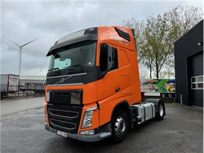 Volvo FH 420 GLOBETROTTER, 2 TANKS , LOW KM