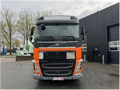 Volvo FH 420 GLOBETROTTER, 2 TANKS , LOW KM