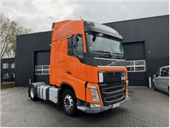 Volvo FH 420 GLOBETROTTER, 2 TANKS , LOW KM