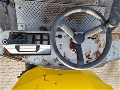 Dwudrogowe wozidło budowlane Bergmann Multitor 206