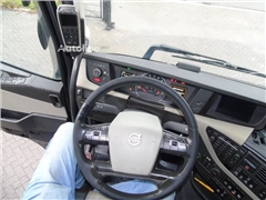 Volvo FH 500 + 10X4 + 33 CUB + SMALL DAMAGE CAB