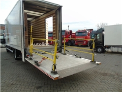 Renault D 220 + special lift + 165km!