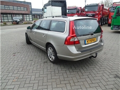 Samochód Volvo V70 + manual