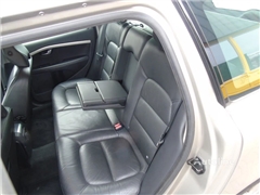 Samochód Volvo V70 + manual