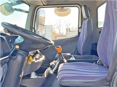 Mercedes AXOR 1833  WYWROTKA 4,40 m  HIAB 144 B