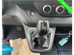 Renault 150 T30 L2H1 Automaat + Carplay