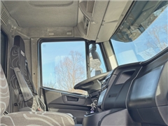 IVECO STRALIS 360  LAWETA 9,30 m + PILOT  STAN B