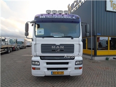 MAN TGA 18.310 + 3T LIFT + NICE TRUCK