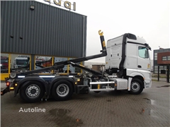 Mercedes Actros Ciężarówka hakowiec Mercedes-Benz Actros 2548 + 6x2 + RETARDER + 132.000km + 20TON HOOK HYVA