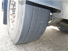 Naczepa furgon Van Hool 2x saf + lift