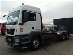 MAN TGS 28.470 + 20T hook + 6x2
