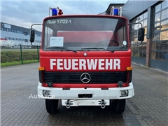 Samochód pożarniczy Mercedes-Benz LP 813 4x2 TLF8/