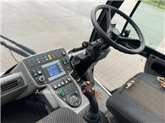 Wielofunkcyjna maszyna komunalna Hako Multicar Tre